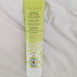 NWT Pacifica Kale Detox Deep Cleaning Face Wash